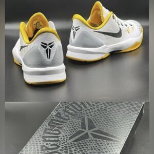 Nike Zoom Kobe Venomenon 4 'White University Gold'